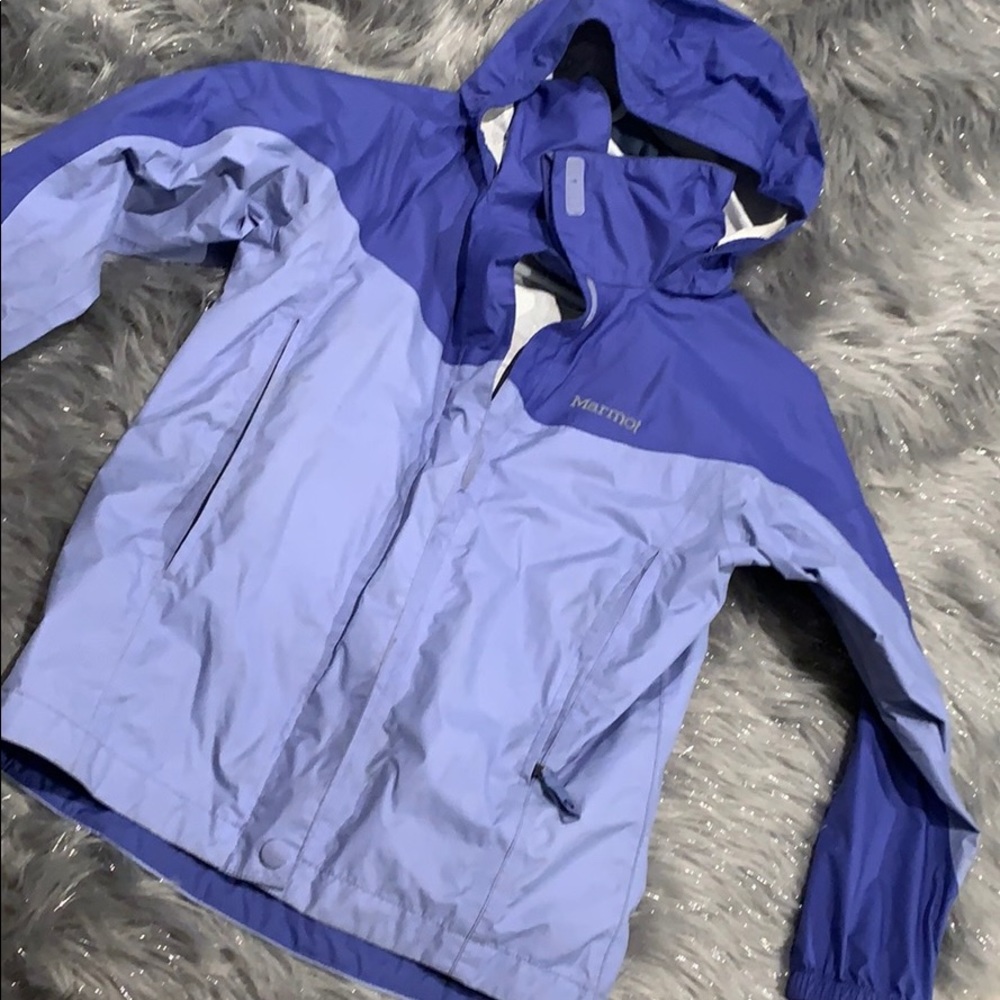 Rain coat
